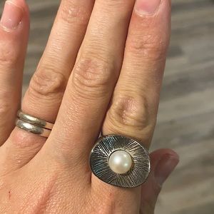 Silver Pearl Ring